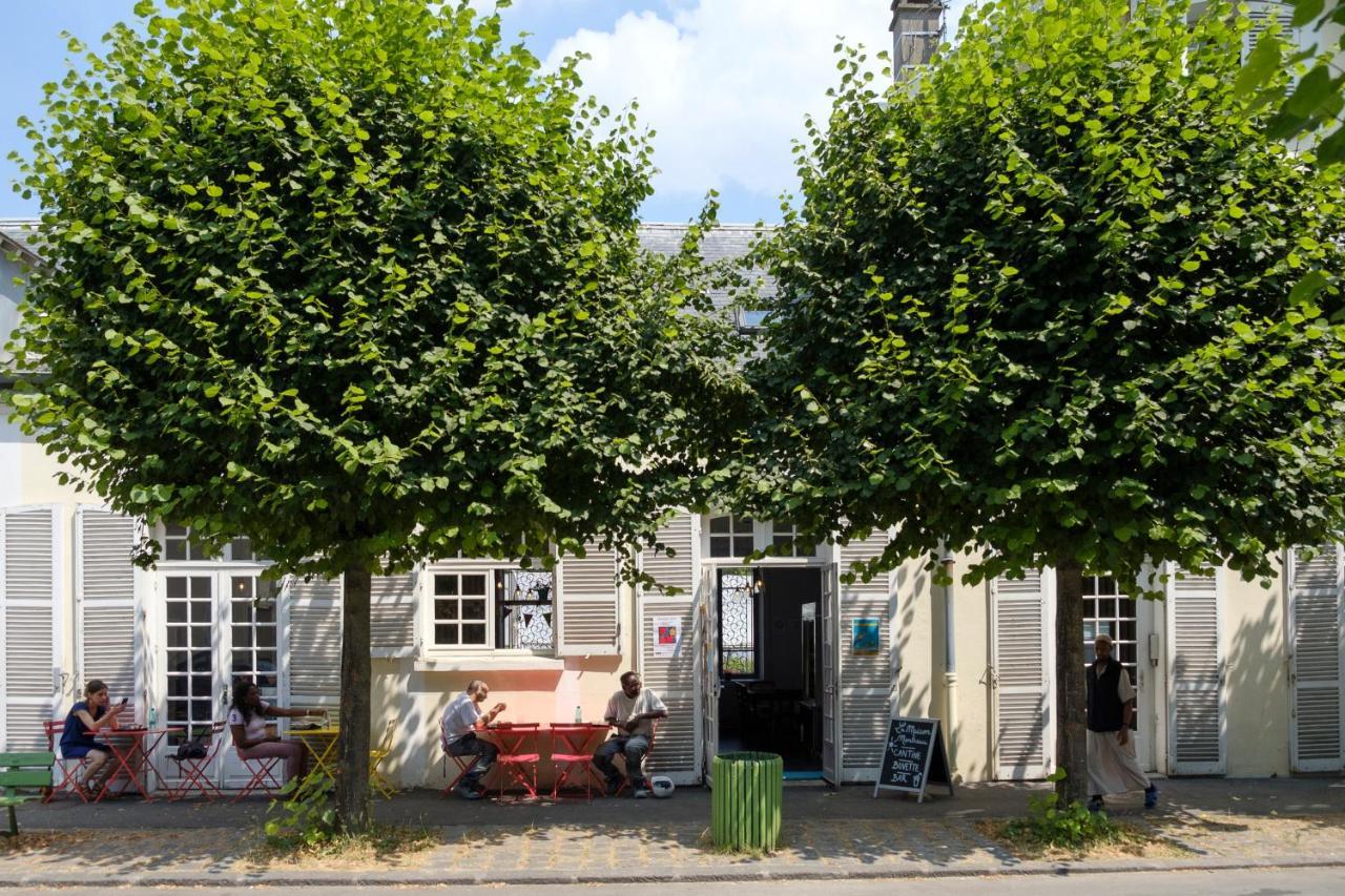 Auberge La Maison Montreau Монтрёй Экстерьер фото