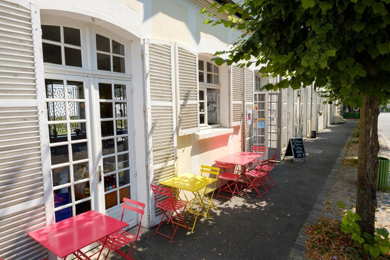 Auberge La Maison Montreau Монтрёй Экстерьер фото